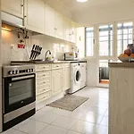 Guestready - Family-friendly Haven In